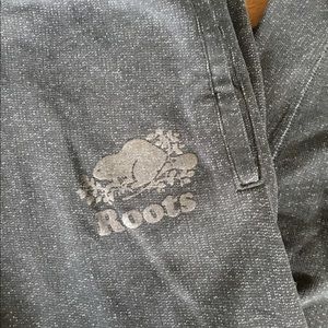 Black roots sweatpants